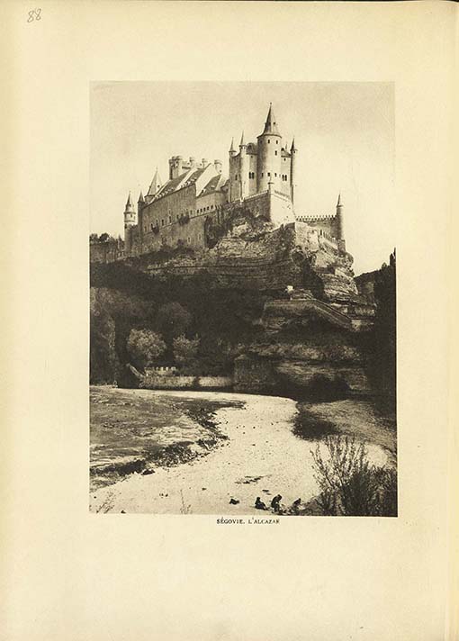 Книги, предоставленные Н.П.Охлопкову по его заявлению. Aubry O. L'Espagne: Les provinces du Nord. De Tolede a Burgos: Ouvrage orne de 250 heliogravure. Grenoble, 1936. Из фондов РГБИ.