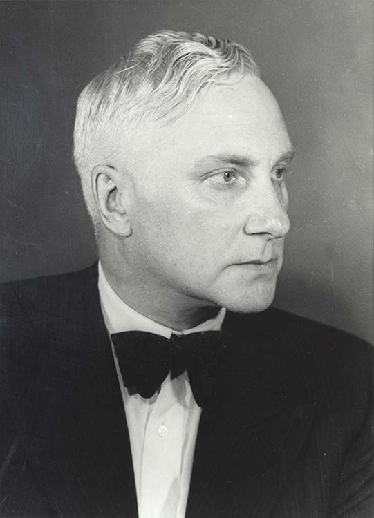 Л.В.Баратов. Около 1949. Фотография. Из фондов РГБИ.